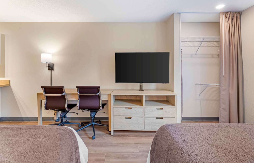 Extended Stay America - Asheville - Tunnel Road 29/38