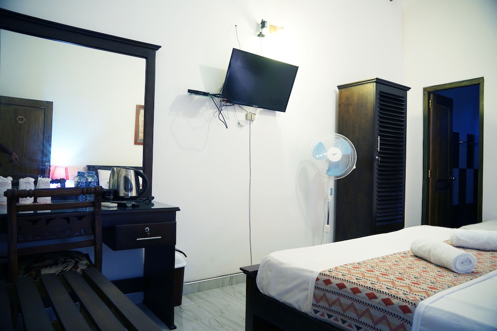 Moon Hills Hotel 13/50