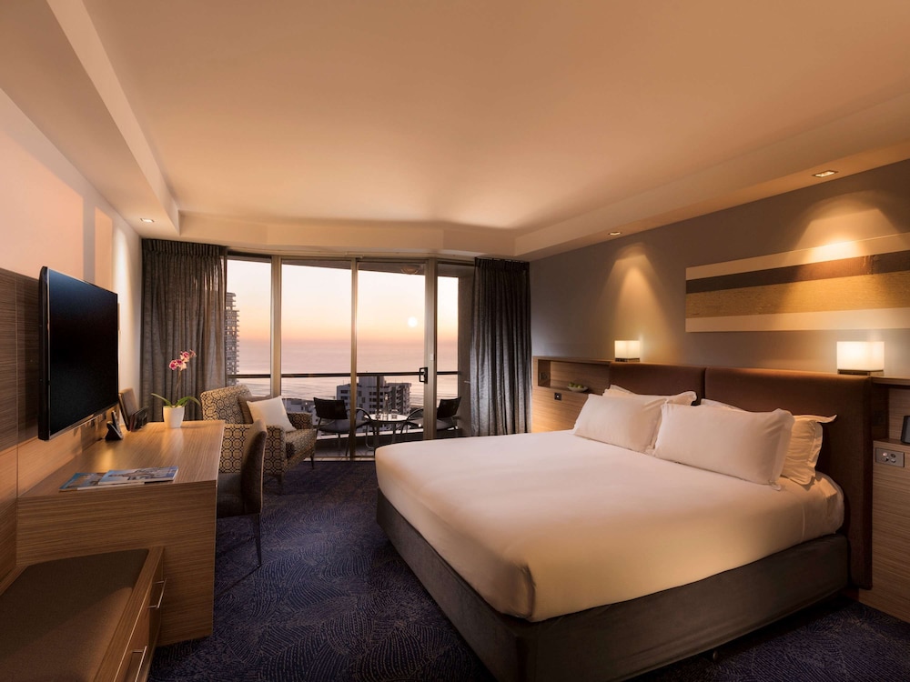 Sofitel Gold Coast Broadbeach 25/66