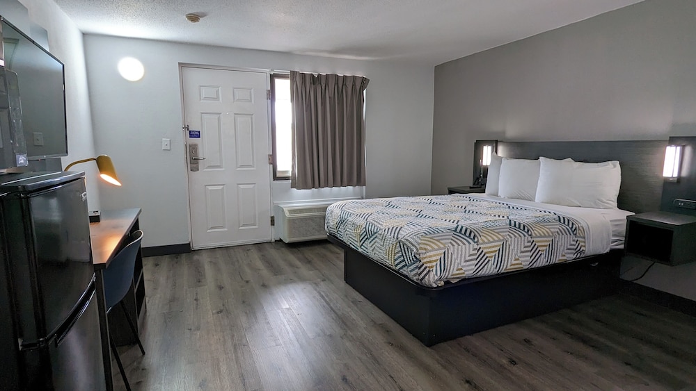 Motel6 Leominster, MA 28/43