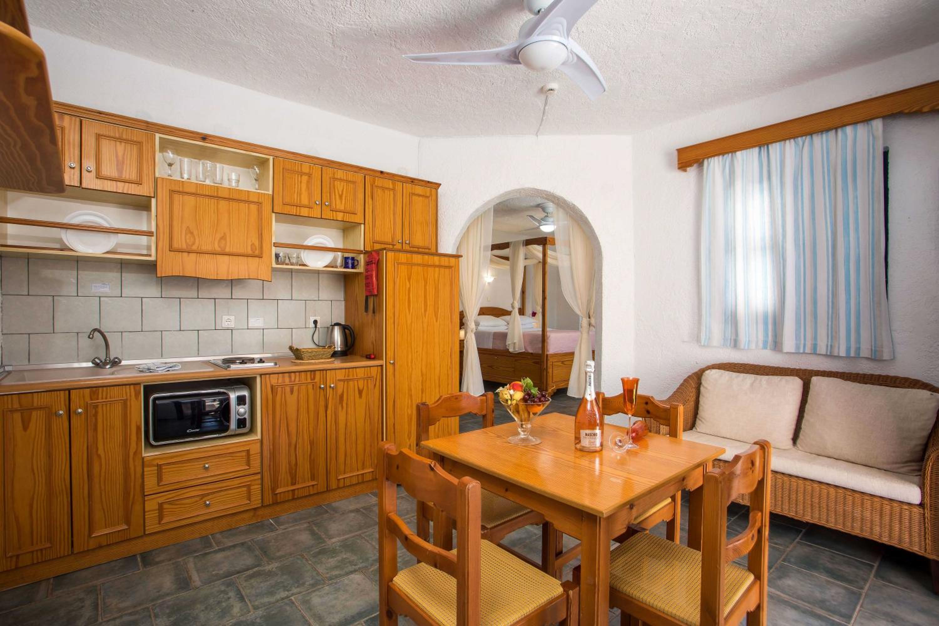 Ilidi Rock Apartments 33/55
