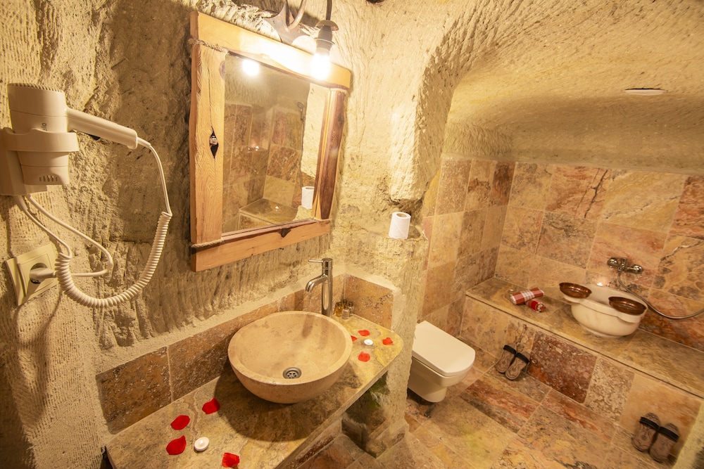 Kayadibi Cave Otel 46/49