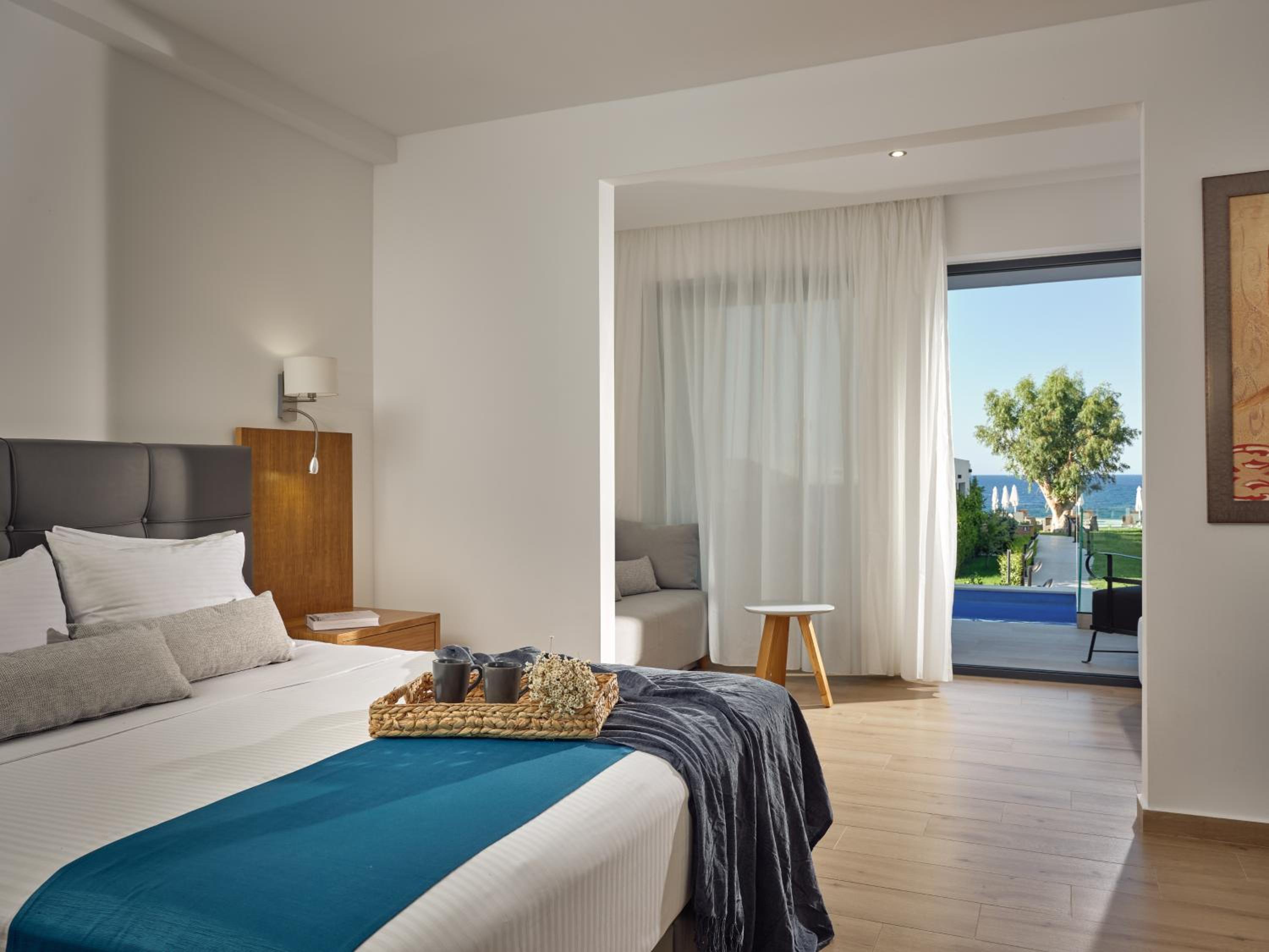 Suite, Shared Pool