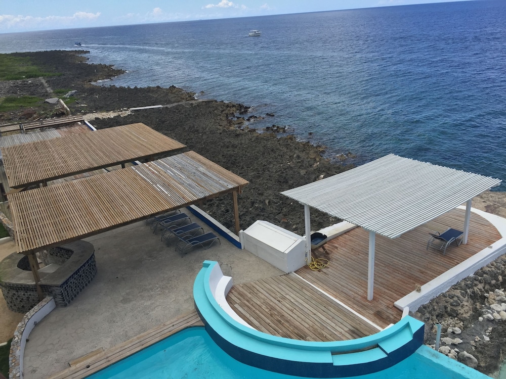 Lands End Hotel 45/71
