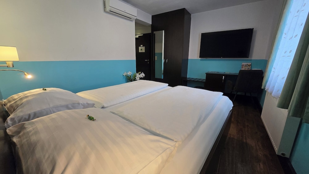 Hotel Konig 29/71