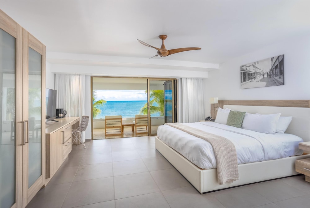 Studio, Suite, King Bed, Ocean Front، Hodges Bay Resort & Spa, an HQ Luxury Resort & Residences 8/10