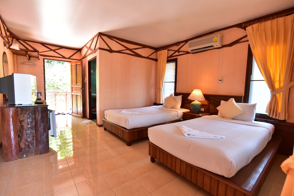 Koh Ngai Resort Ko Ngai 12/50