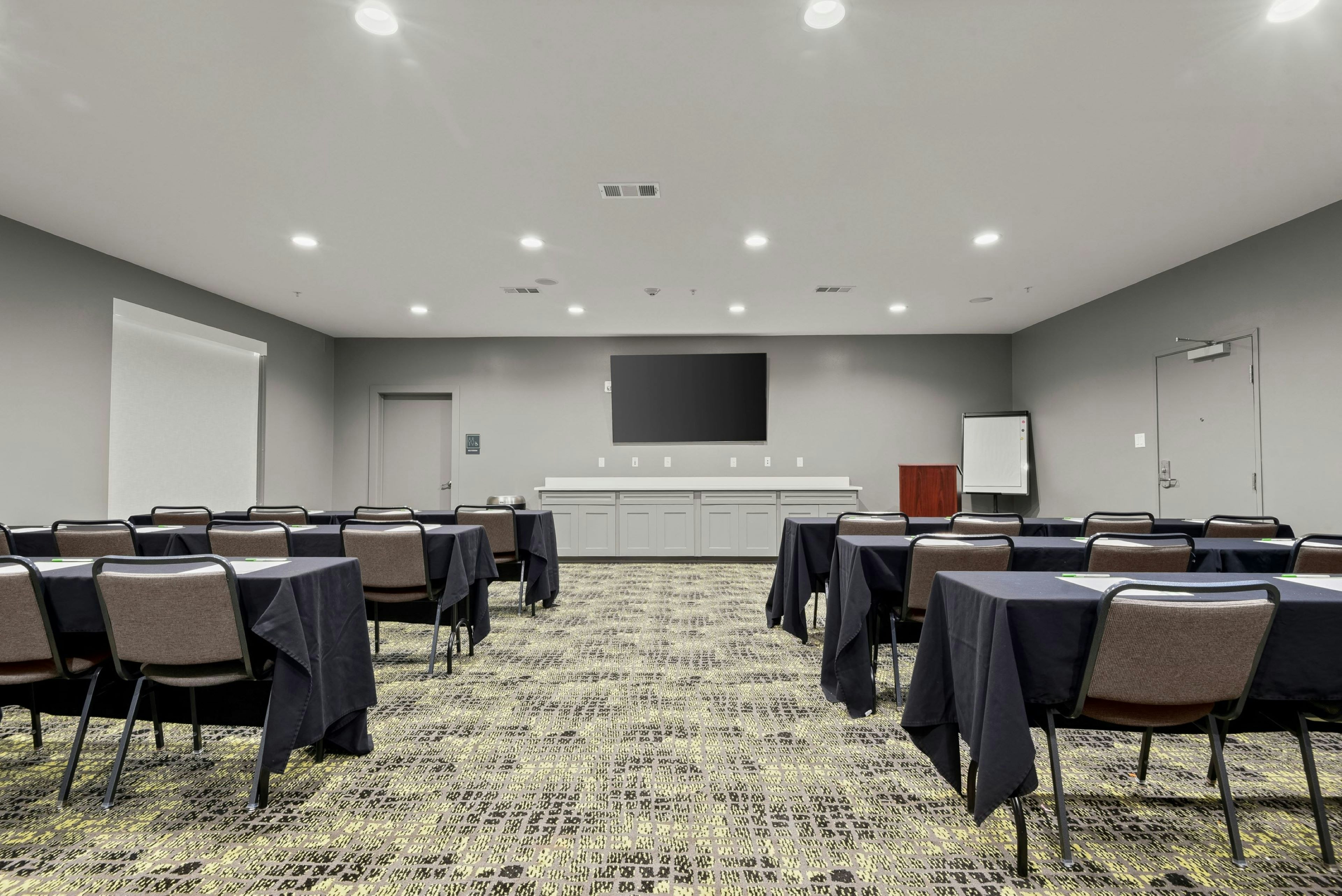 Holiday Inn Gonzales 43/50