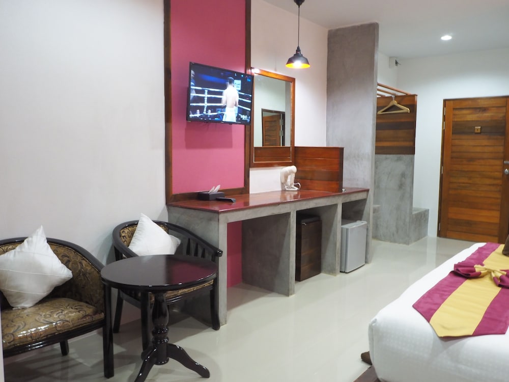 Hatzanda Lanta Resort 47/64