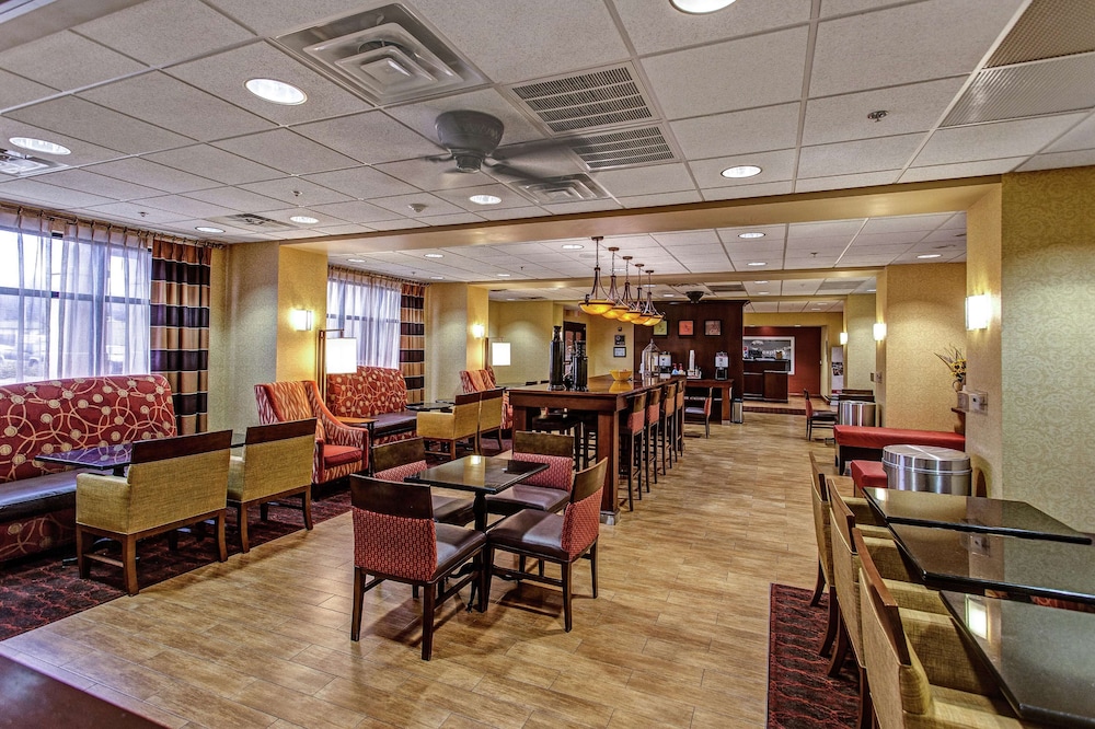 Hampton Inn Junction City Kansas 34/39
