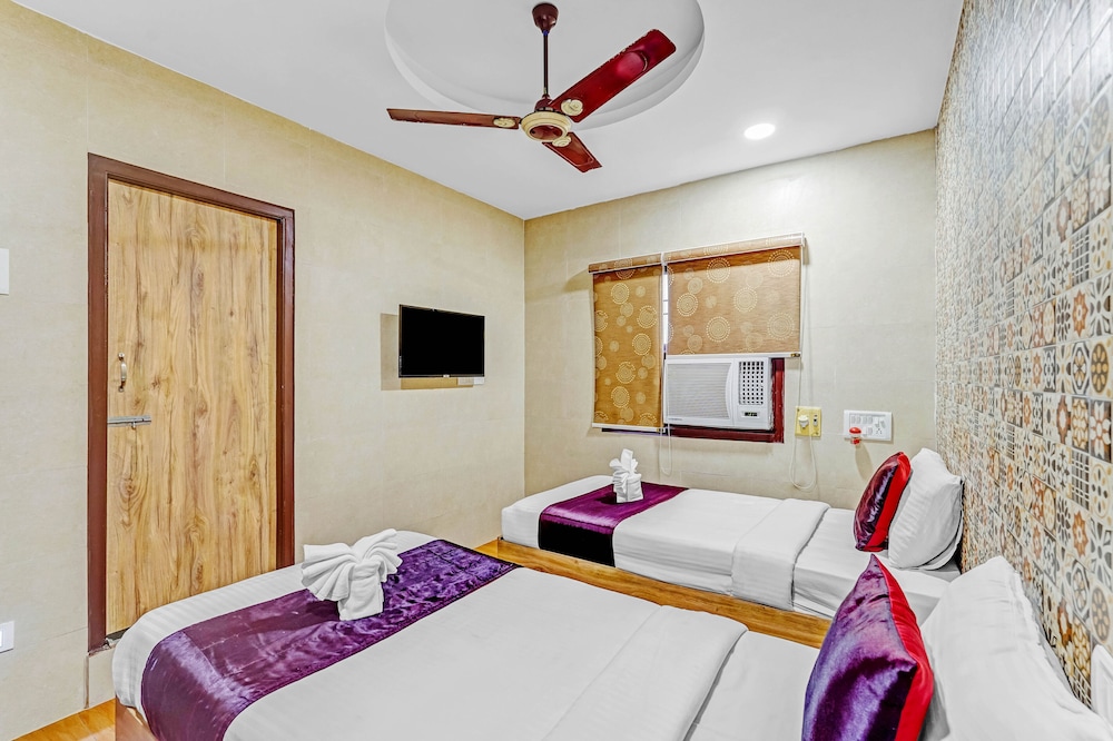 Season 4 Guest House 16/32