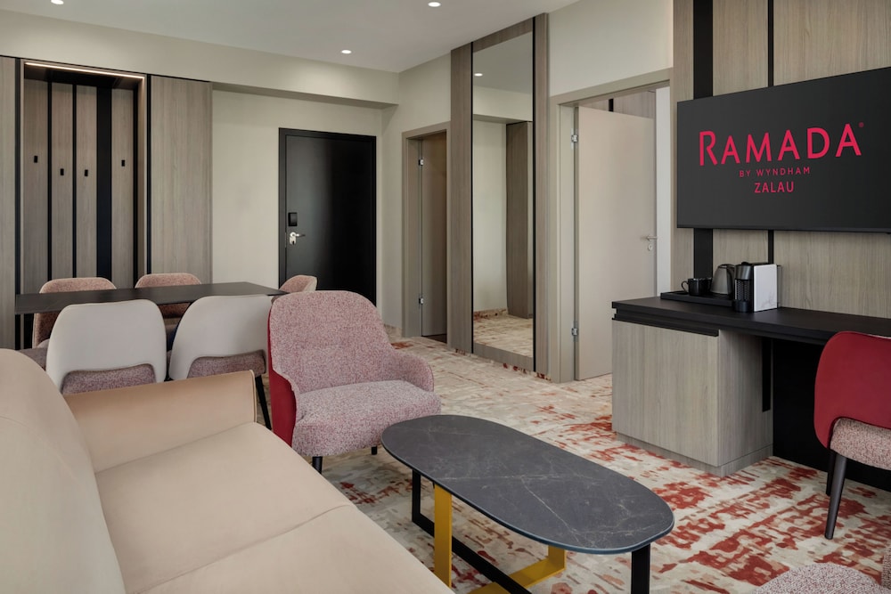 Ramada by Wyndham Zalau 40/57
