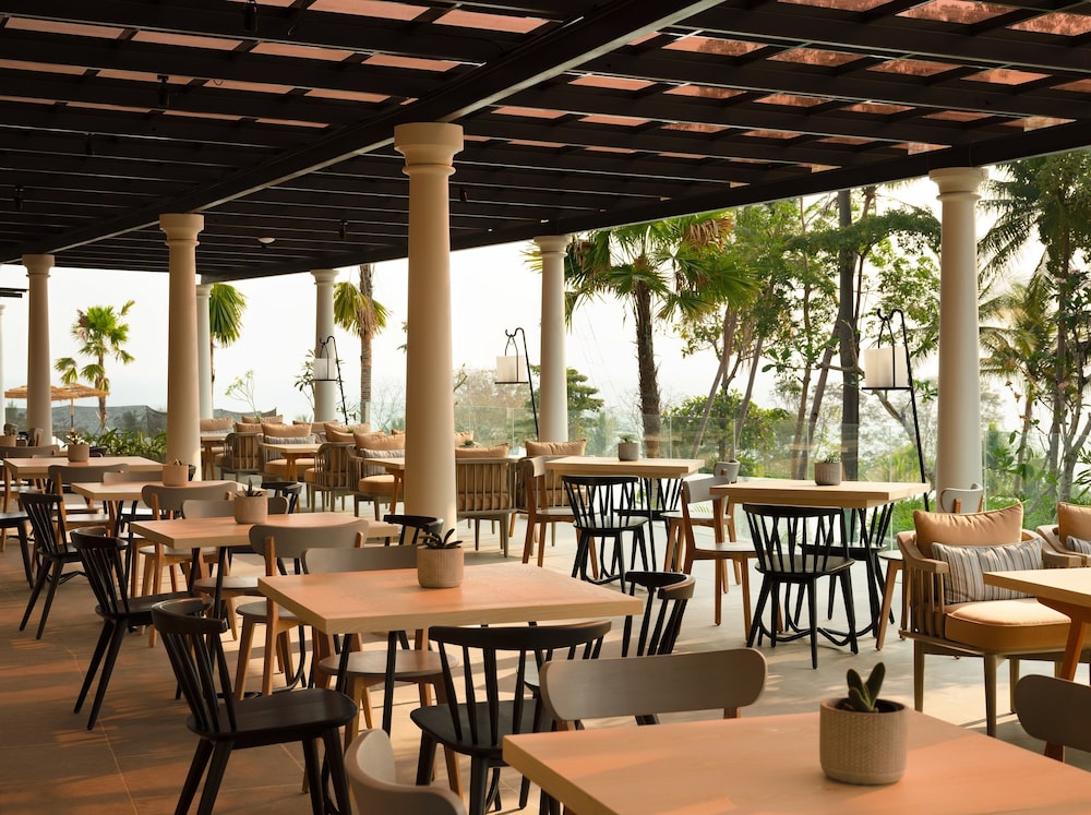 NOVUS JIVA VILLA RESORT AND SPA 32/50