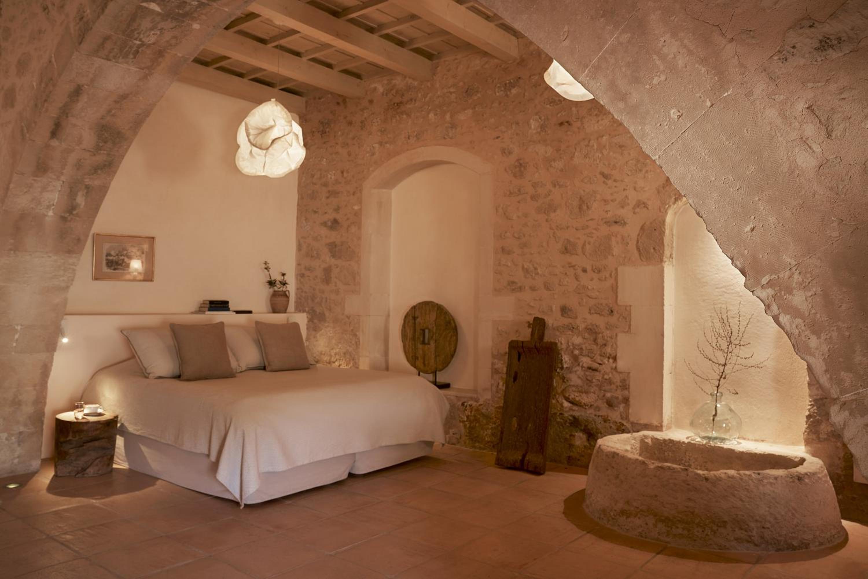 Suite, King Bed