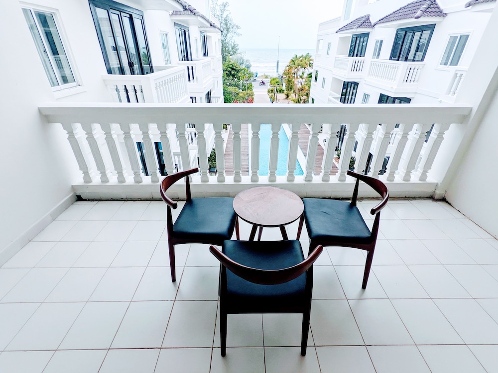 Mary Beach Hotel and Resort 35/50