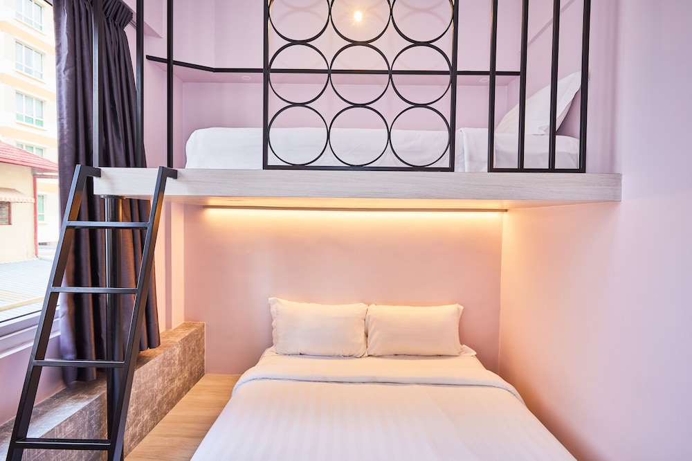 ibis budget Singapore Pearl 56/69