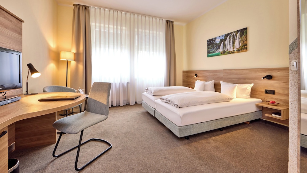 Hotel Linderhof Erfurt 6/32