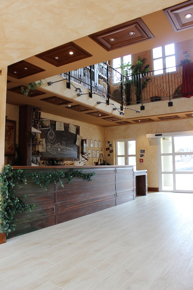 lobby