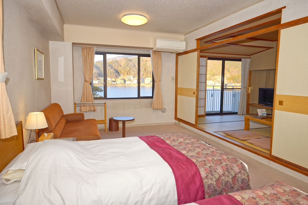 Fuji Lake Hotel 14/49