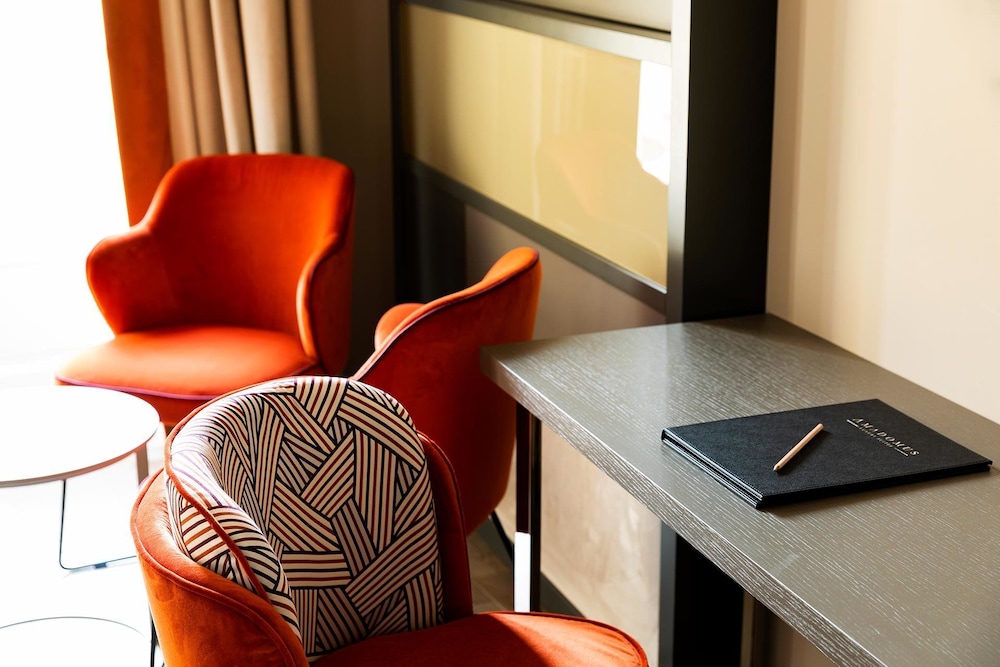 Amadomus Luxury Suites 26/46