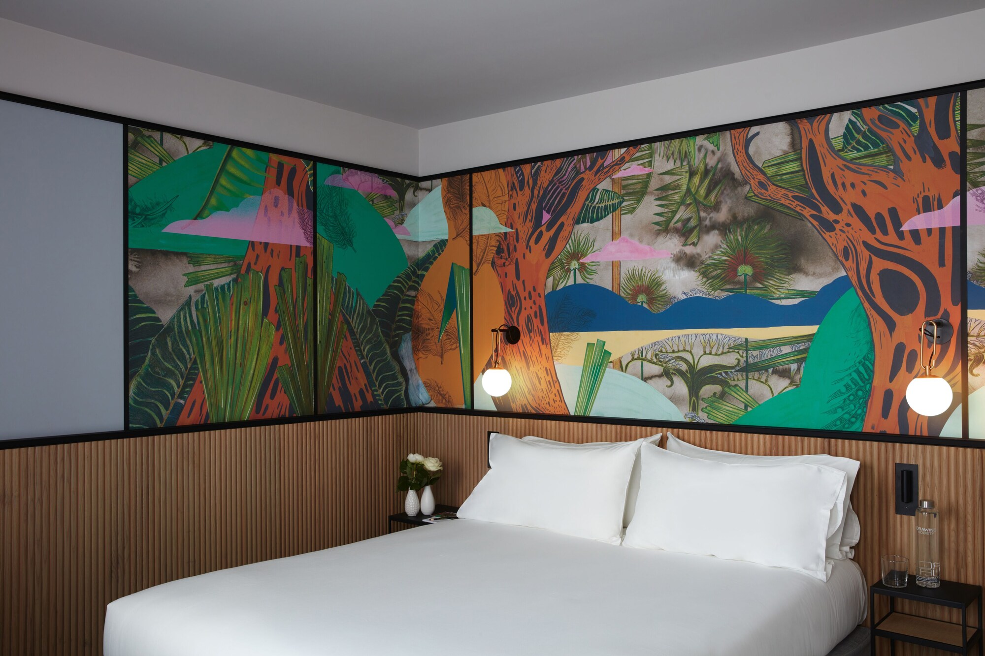 DELUXE, DOUBLE BED