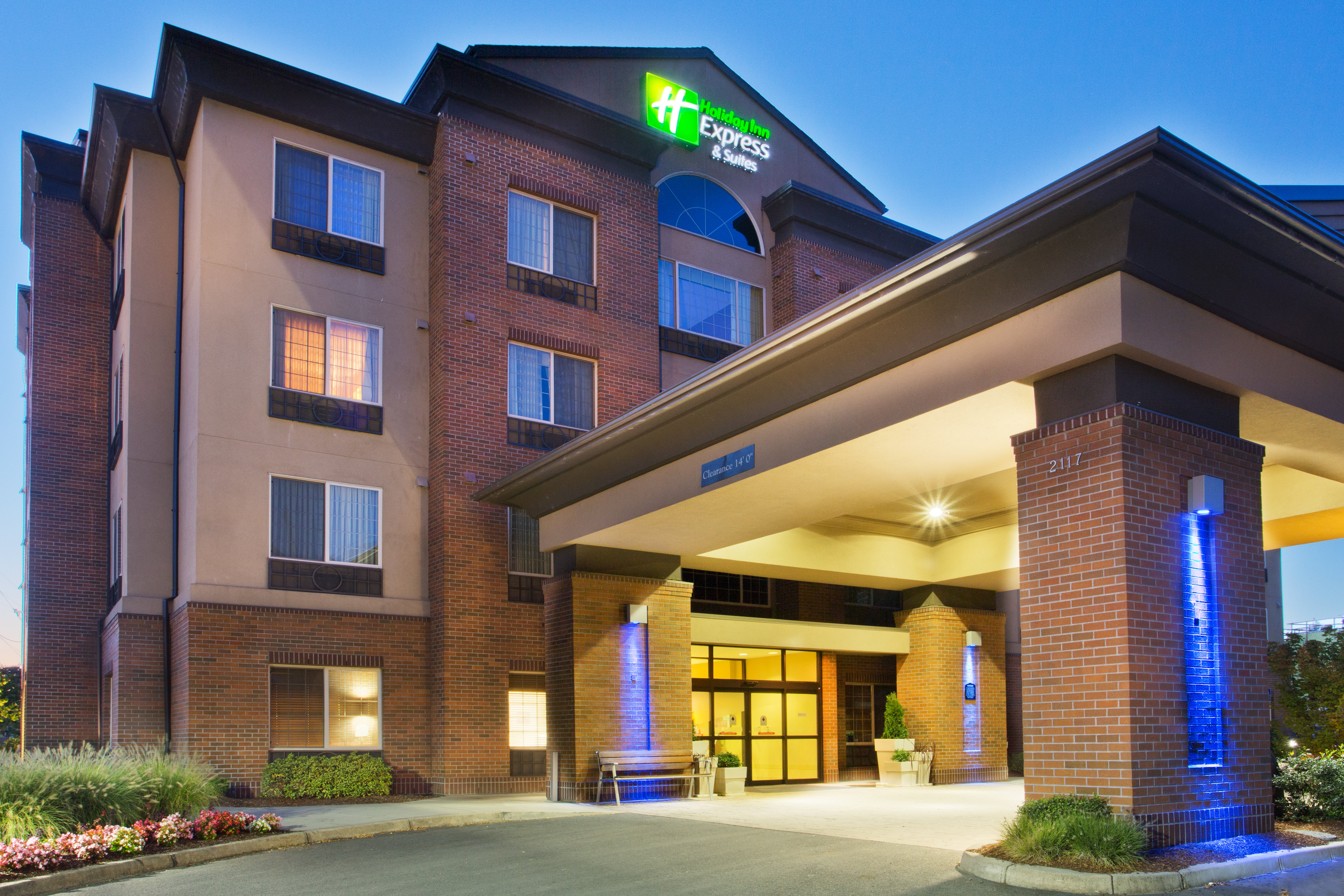 Holiday Inn Express Hotel And Suites Eugene Downtown University 3/70