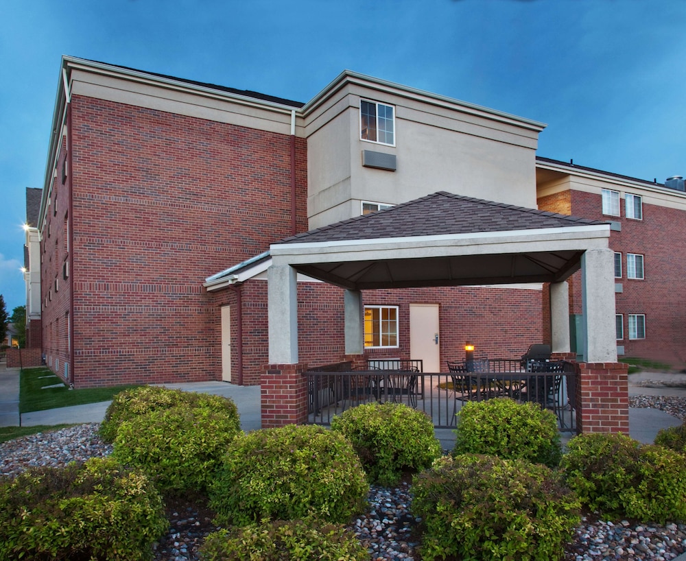 Sonesta Simply Suites Des Moines 2/42