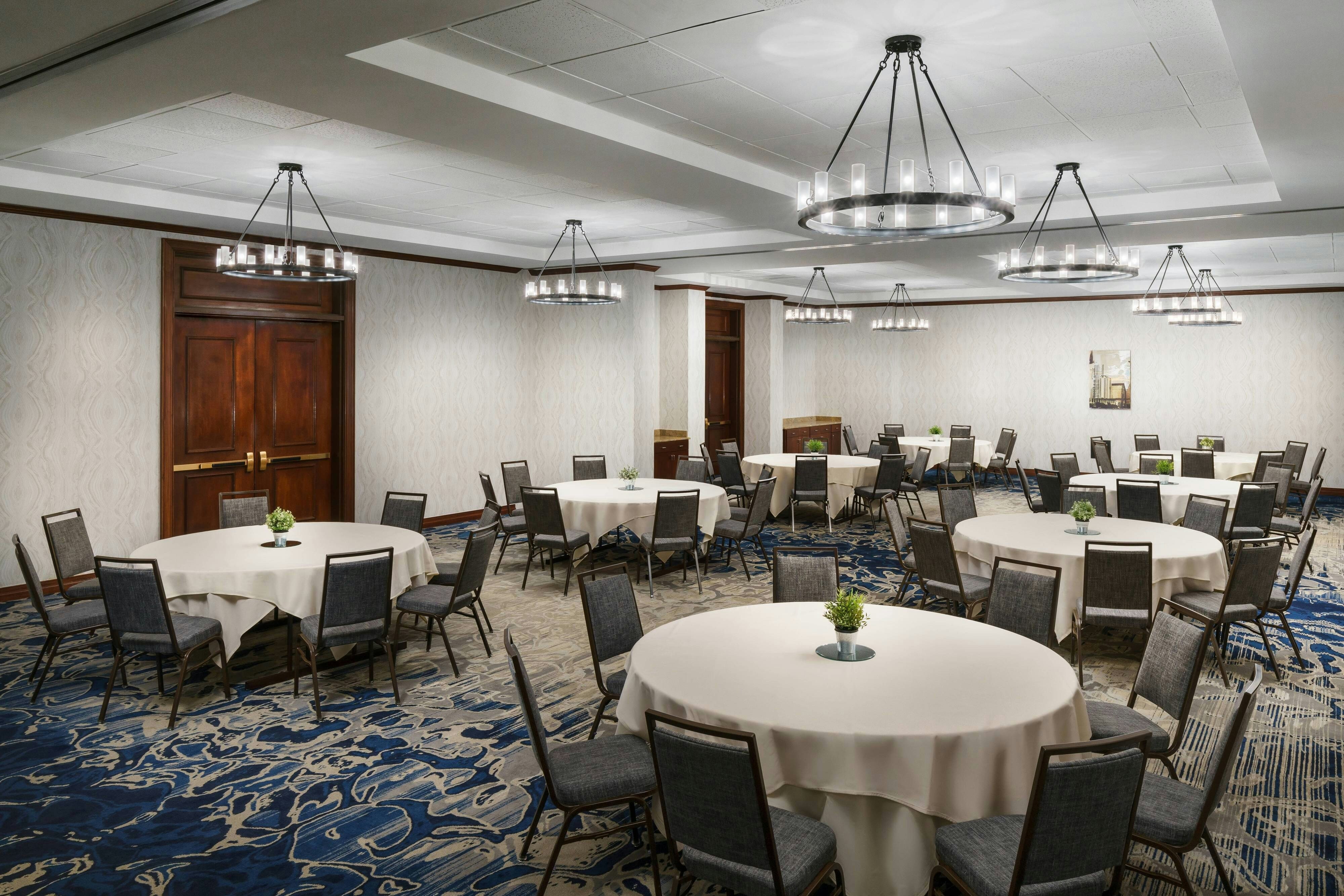 Residence Inn by Marriott Austin Downtown/Convention Center 54/59