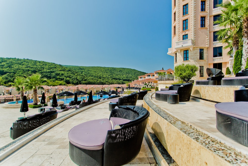 Royal Castle Design and Spa Hotel 42/50