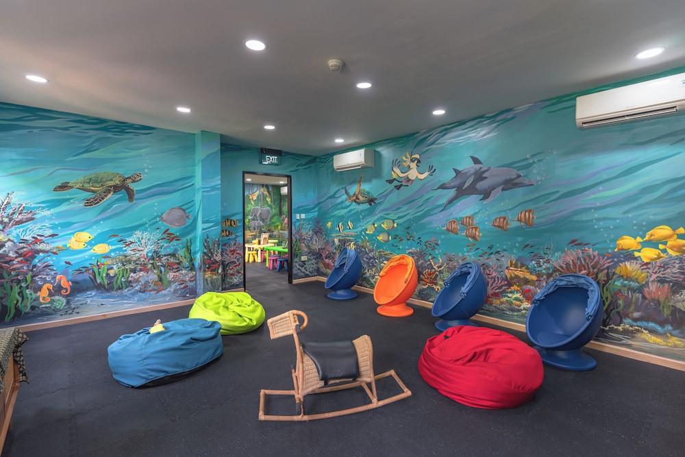 THE RESIDENCE BINTAN 62/73