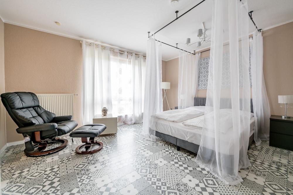 Aparthotel Alma Bonn 13/30