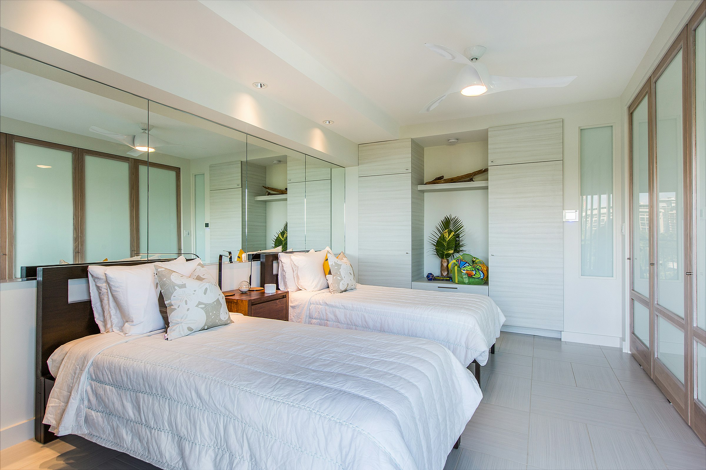 Castle Waikiki Shore 13/61