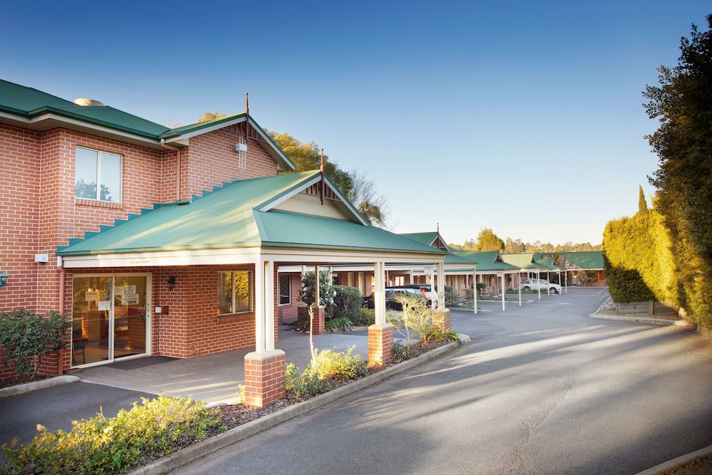 Nightcap at Federal Hotel Toowoomba 3/62