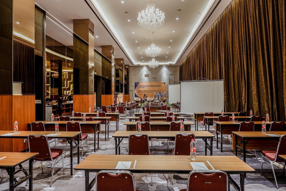 The Akmani Hotel Jakarta 61/68