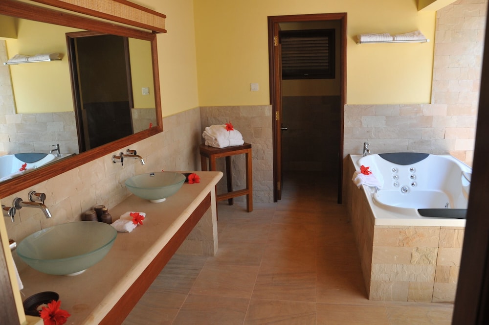 Cerf Island Resort 48/50