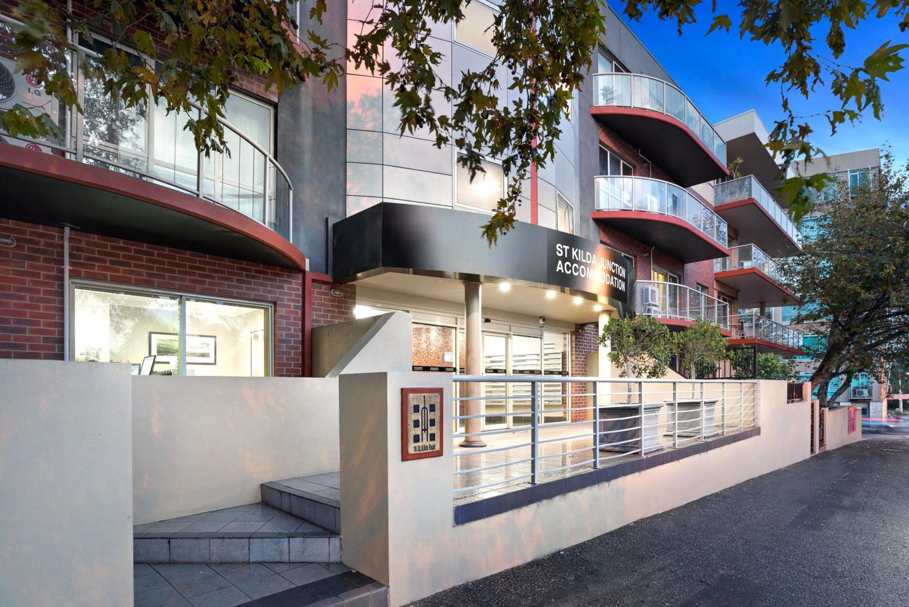 Amazing Accommodations St Kilda Melbourne 5/51