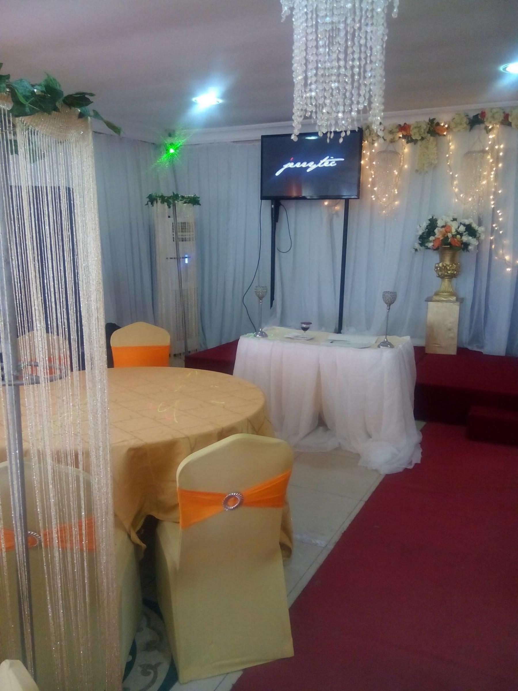 Newcastle Hotel Lekki 13/29