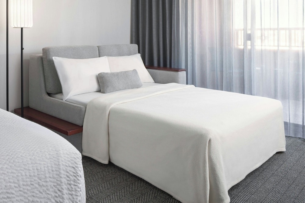 Room, King Bed, Accessible