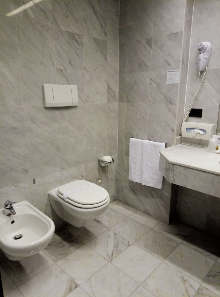 Hotel Saccardi Spa 45/48