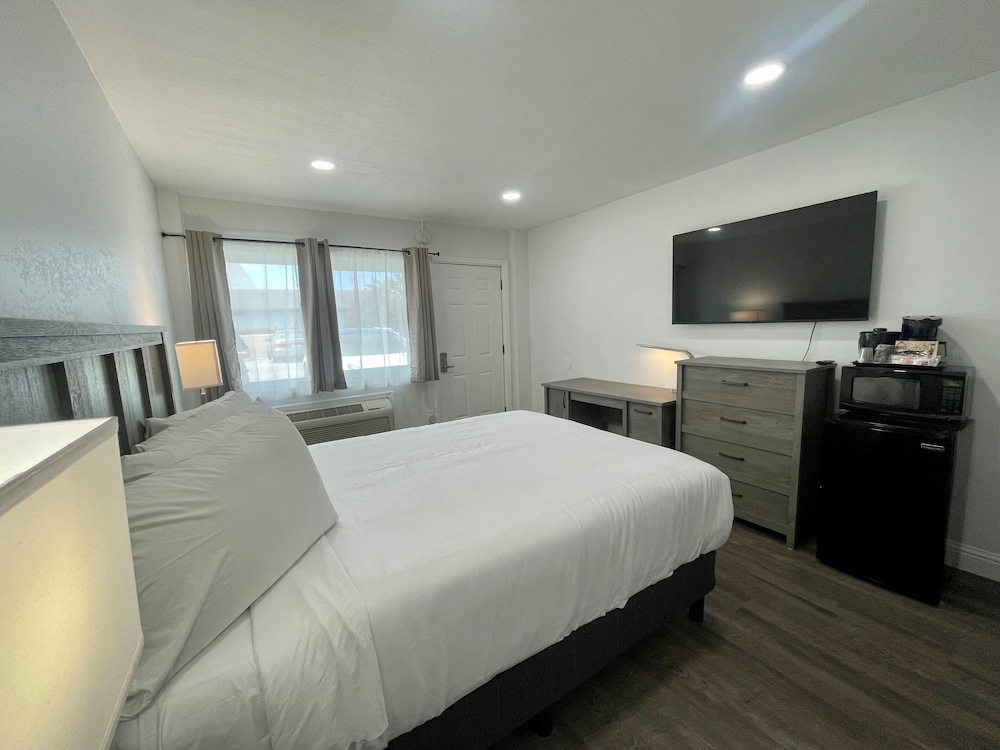 Budget Inn Lompoc 9/60