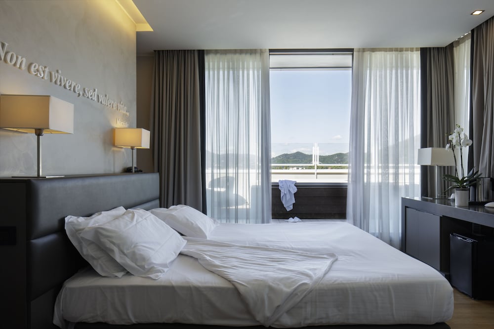 Majestic, Superior, Double or Twin Bed