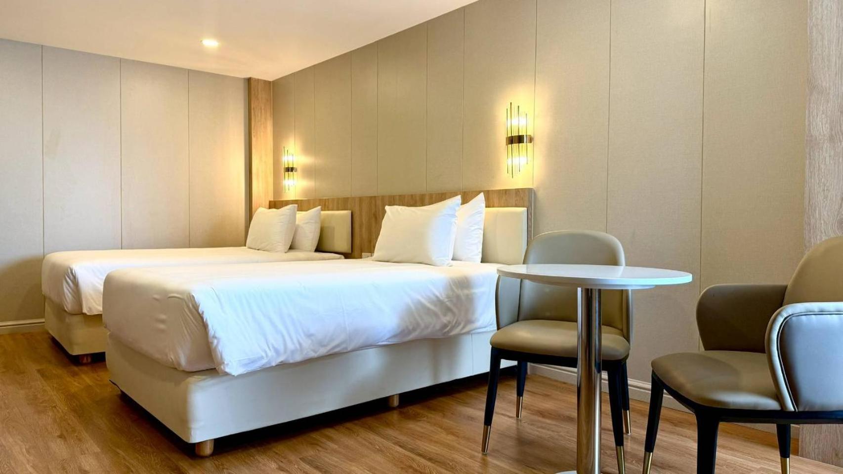 غرفة بسريرين منفصلين، Golden Jomtien Beach Hotel 4/6