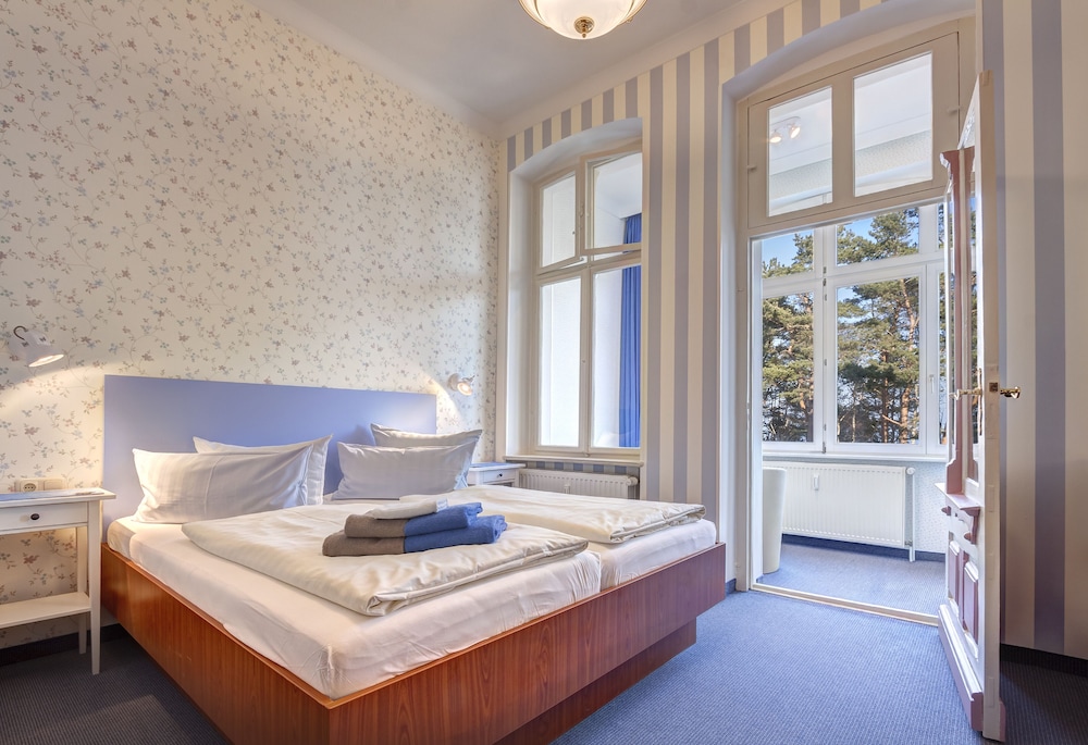 Hotel Villa Seeschlosschen 13/50