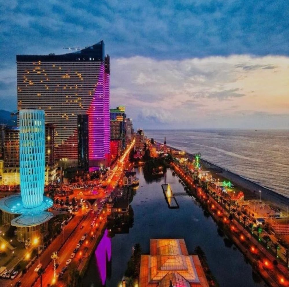 Orbi City Hotel Official 9/63