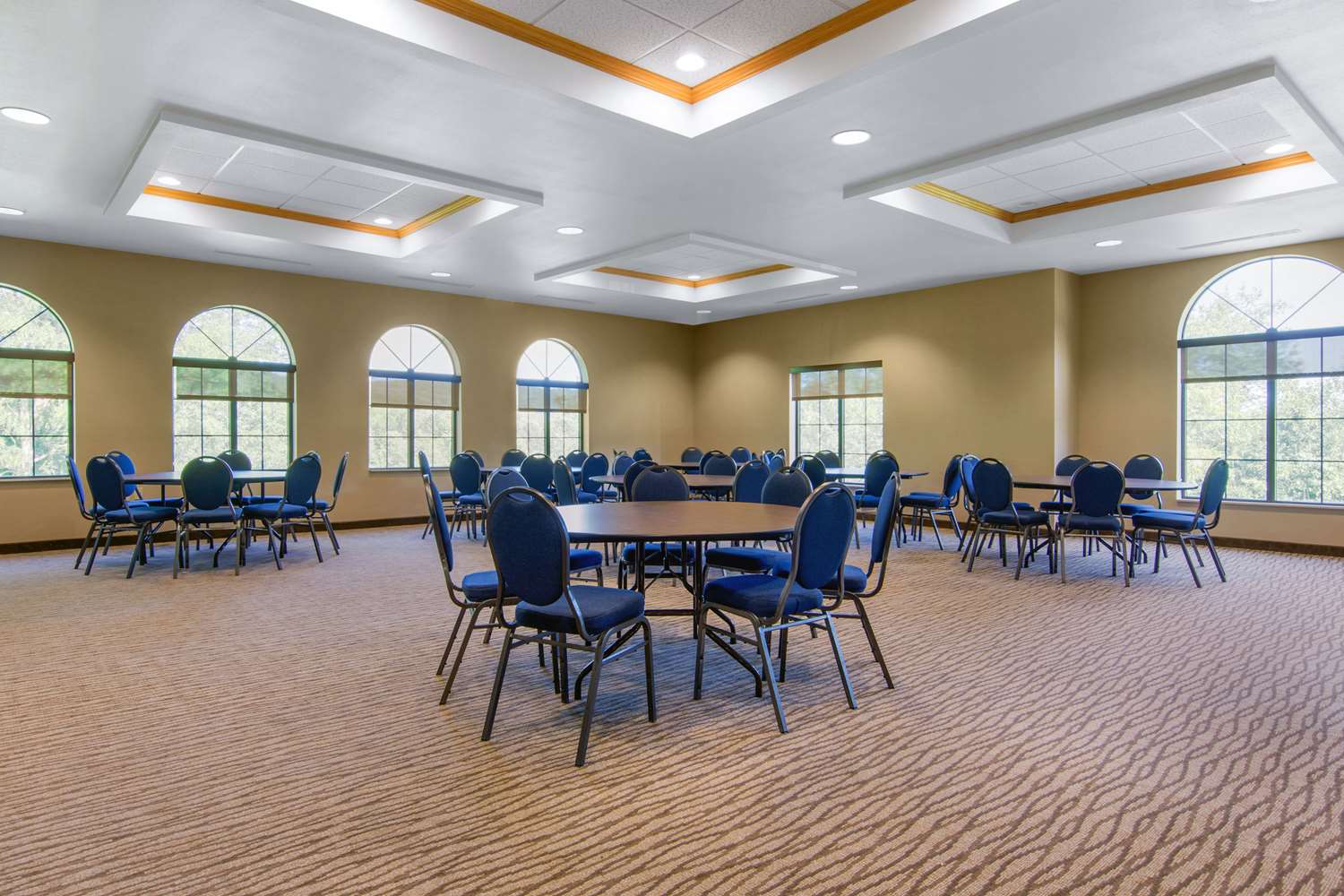 Comfort Inn & Suites Cooperstown / Milford 9/12