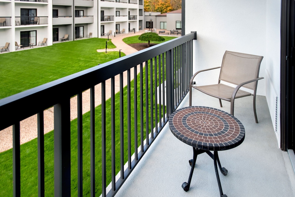 Courtyard New Haven Wallingford 36/50
