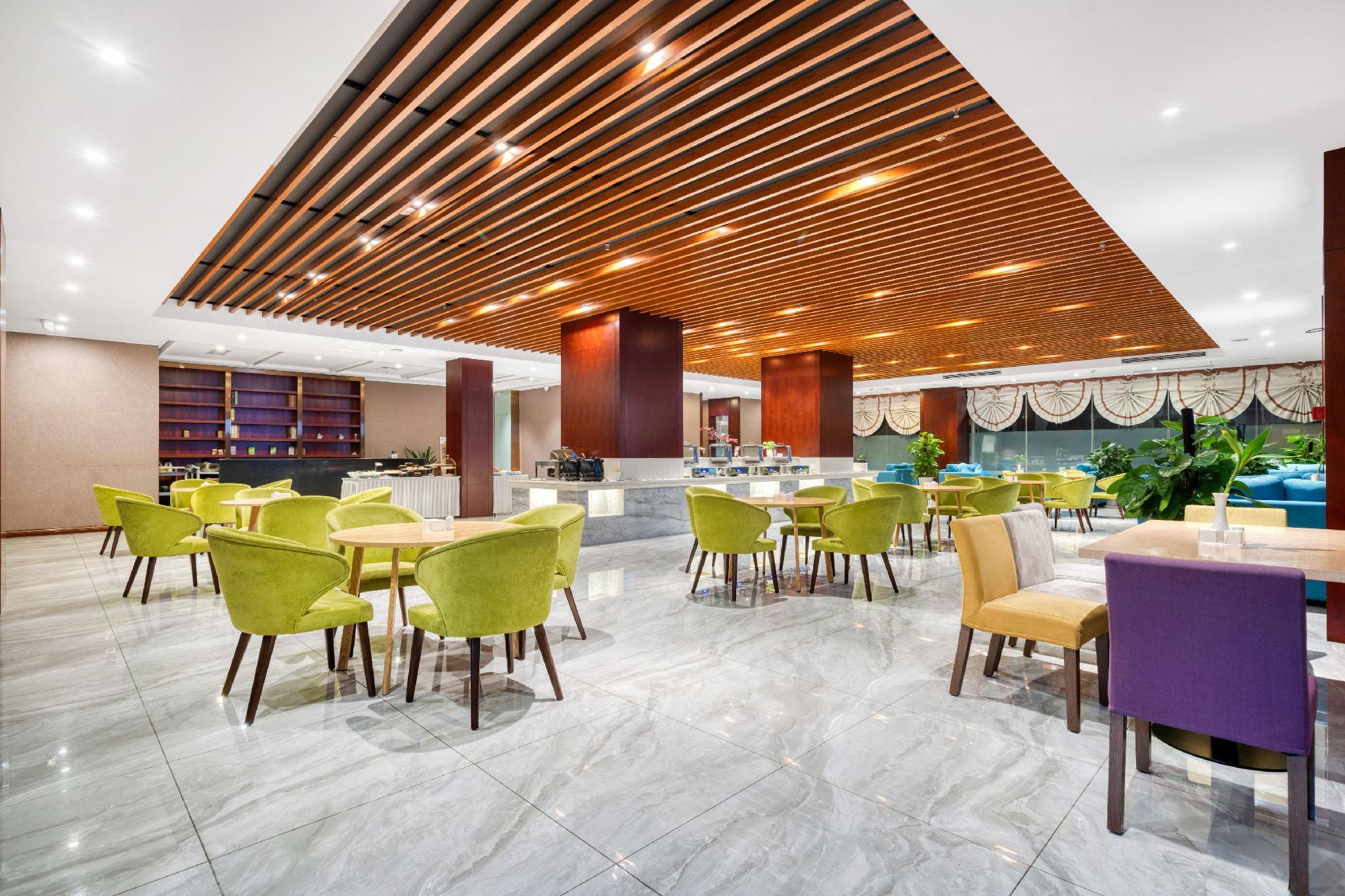 Eastern Haitang Hotel 18/30