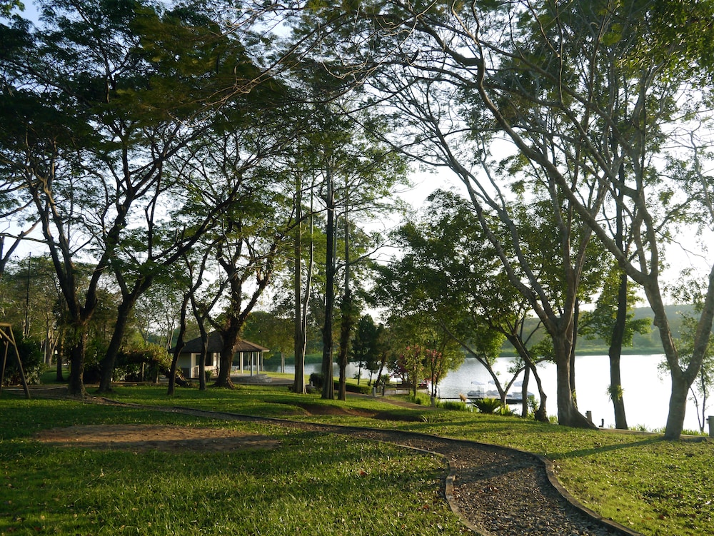 Rabbiz Hill Resort 54/58