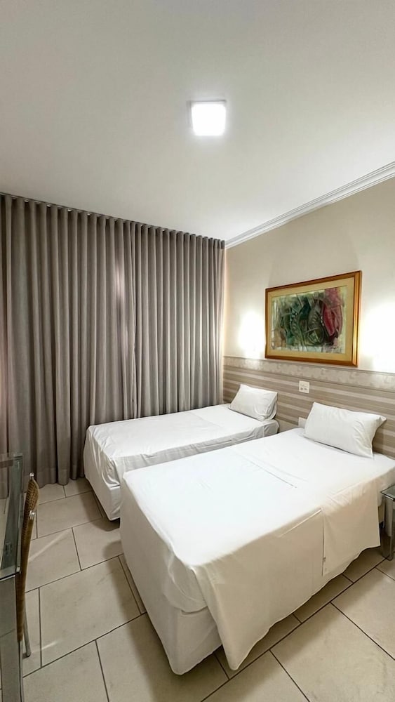 Hotel Del Rey 10/64