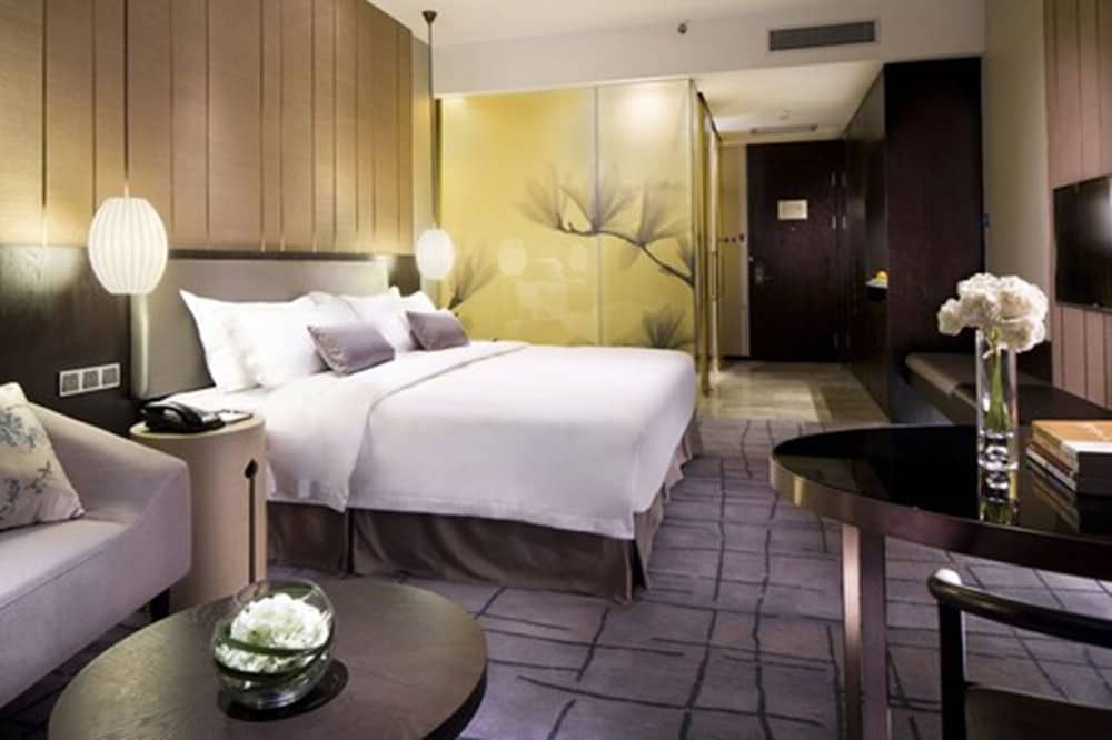 Maison New Century Hotel Dongguan 10/69